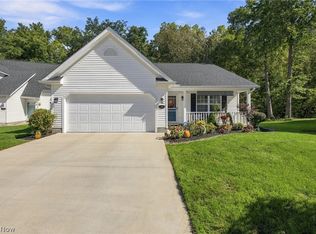 208 Lavender Ln, Madison, OH 44057