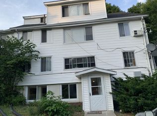 65 Curve St APT 7, Millis, MA 02054