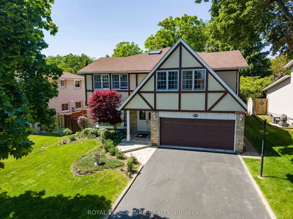 1273 Winding Trl, Mississauga, ON L4Y 2T9