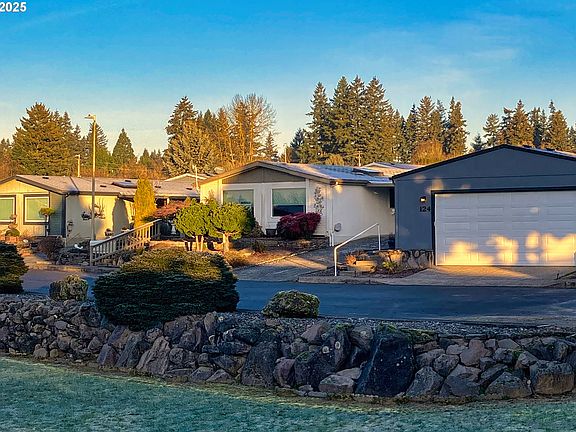 2nd image of 17401 SE 39th St Unit 125
