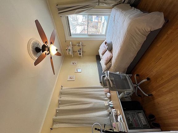 5th image of 176 Elm St #3