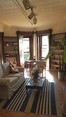 Rented by Harriet Brand, LREB | media 40