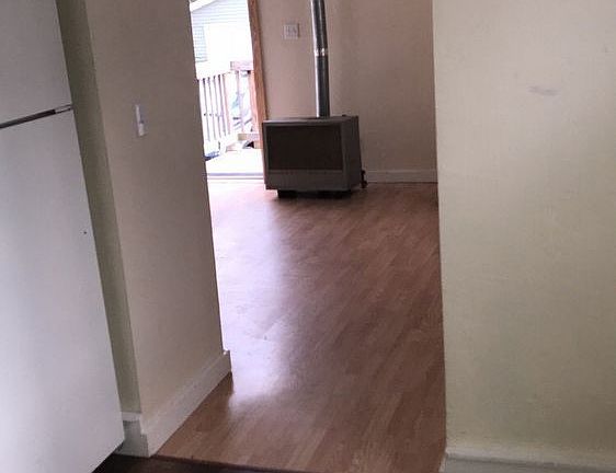 3rd image of 817 Christiana St APT 1