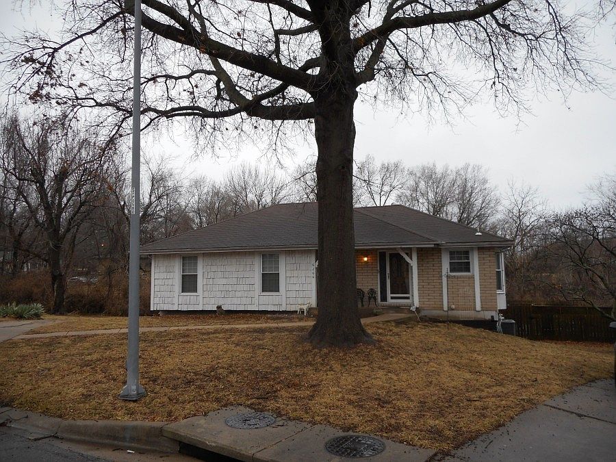 1st image of 6200 E 110th Ter