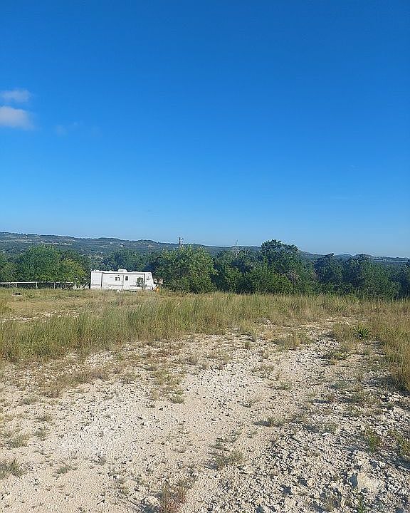 1st image of 104 Dry Creek Run