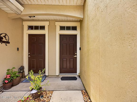 3rd image of 6078 BARTRAM VILLAGE Drive