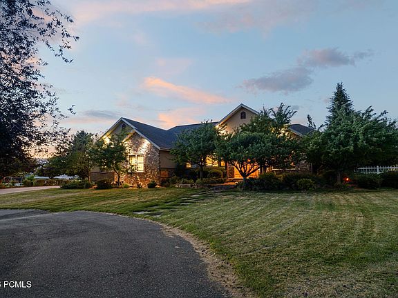 4th image of 2945 E Wild Mare Way