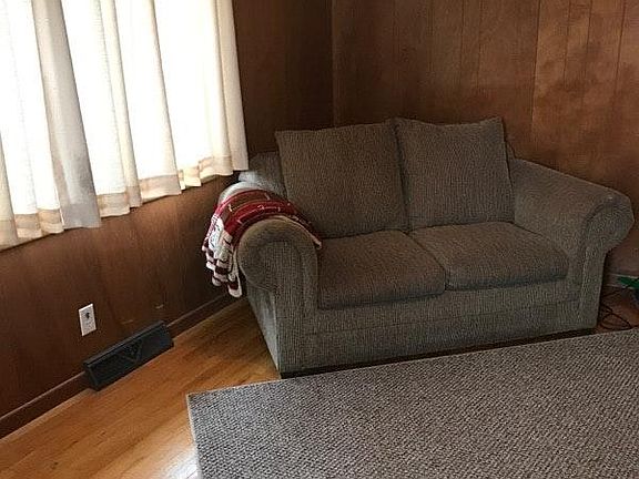 Bedroom/office