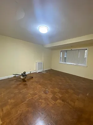 Rented by Houses of New York Realty LLC | media 24