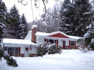 110 Northfield Ave, Northfield, OH 44067