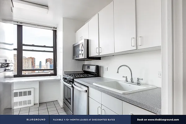 Rented by The Blueground | media 7