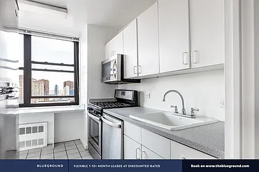 Rented by The Blueground