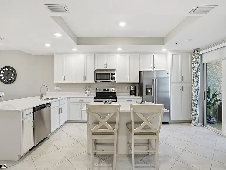 14204 Heritage Landing Blvd #712 — Photo 18
