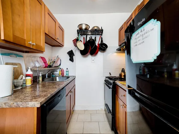 304 S 23rd St APT 41, Philadelphia, PA 19103