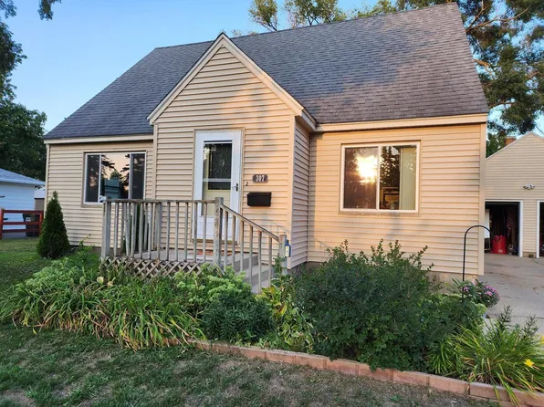 307 Highland Avenue, Portage, WI 53901