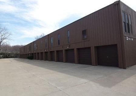 2nd image of 33803 Electric Blvd