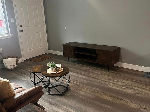 5th image of 1554 Lake Ave #312