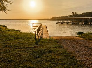 Vintage Shore Dr, Quinlan, TX 75474