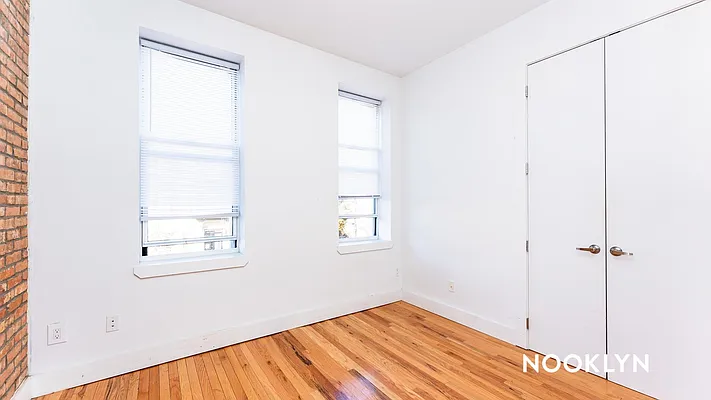 Rented by Nooklyn NYC LLC | media 29