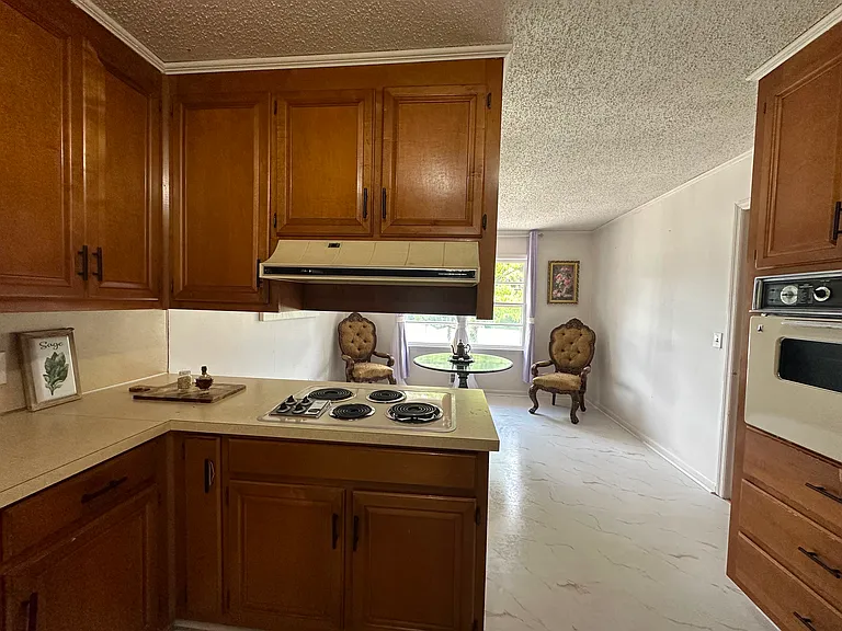 916 Level Creek Rd — Photo 5