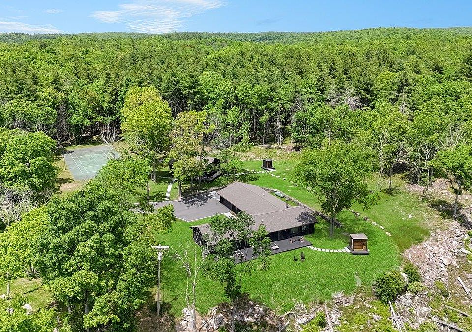 1st image of 125 Mapes Road