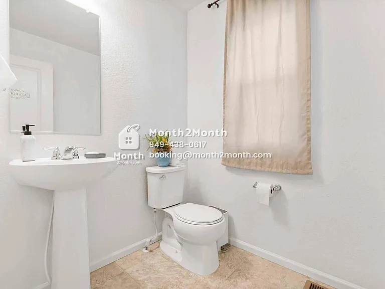 5947 N Orleans St — Photo 24