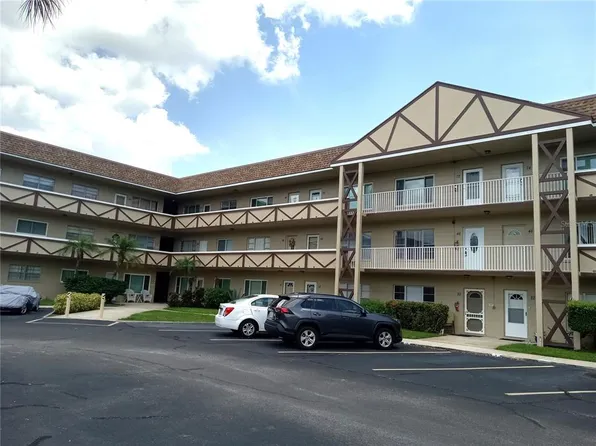 2464 Australia Way E APT 14, Clearwater, FL 33763