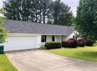 240 Regal Rd, Jackson, GA 30233