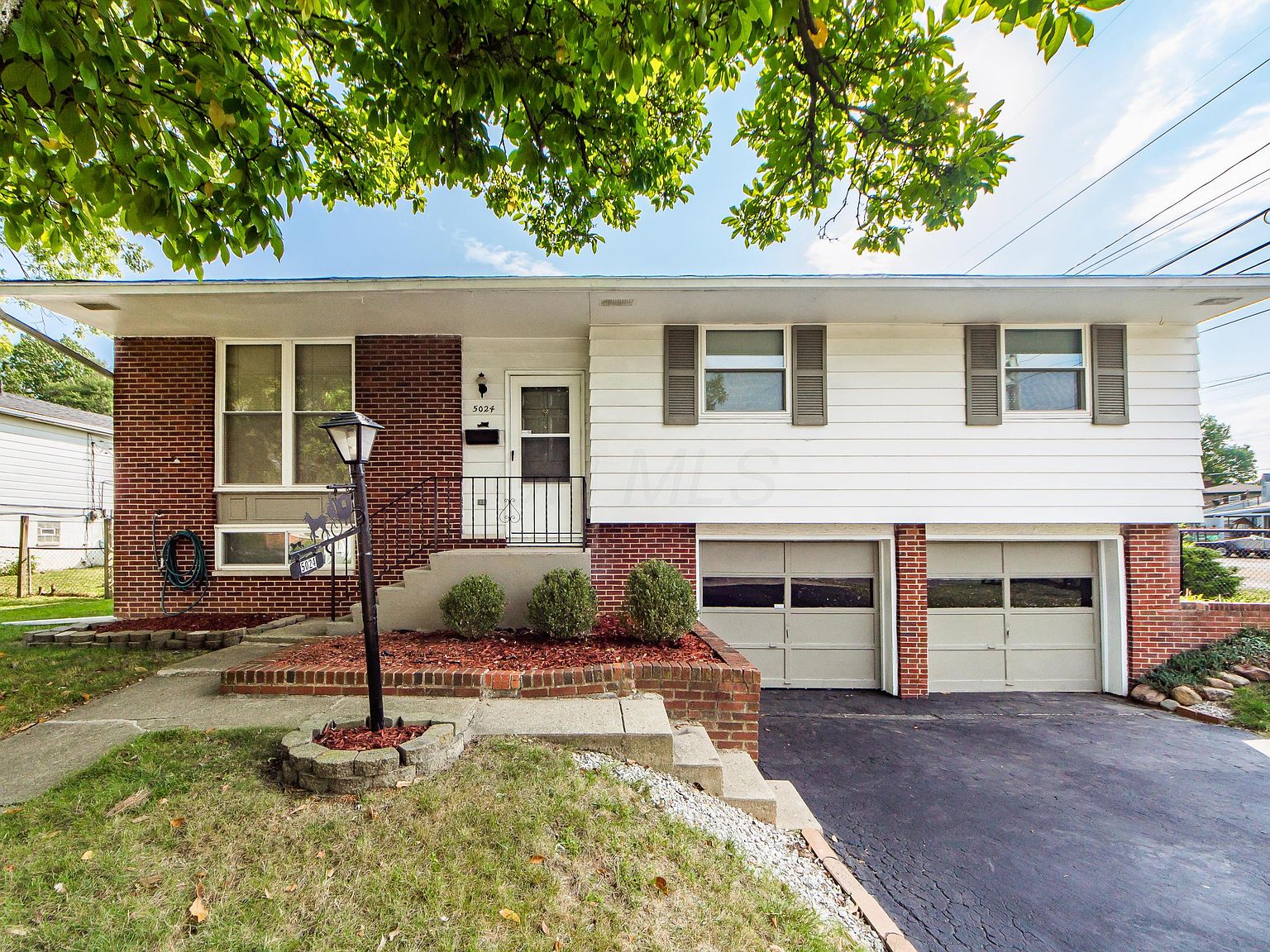 5024 Almont Dr Columbus Oh 43229 Zillow