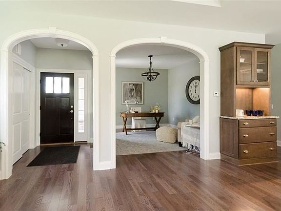 2nd image of 5973 Redfield Dr #31-35
