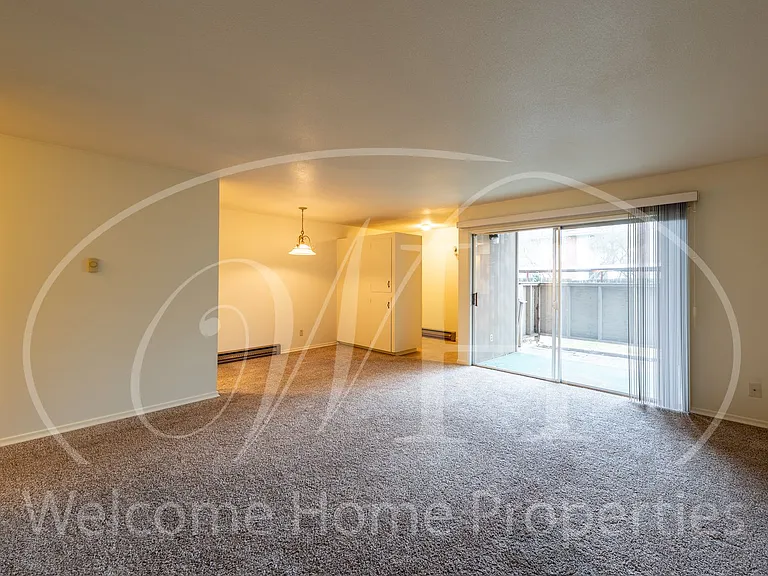 420 Catherine St — Photo 3