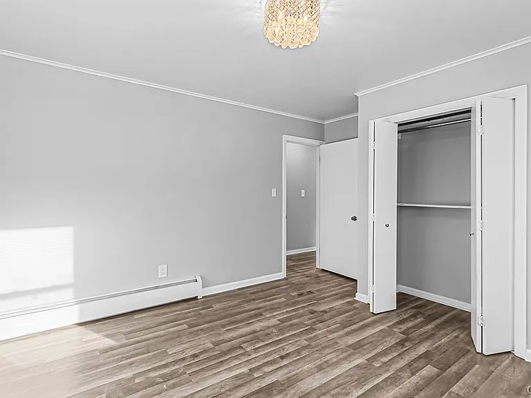 11 Winmar Cres — Photo 39