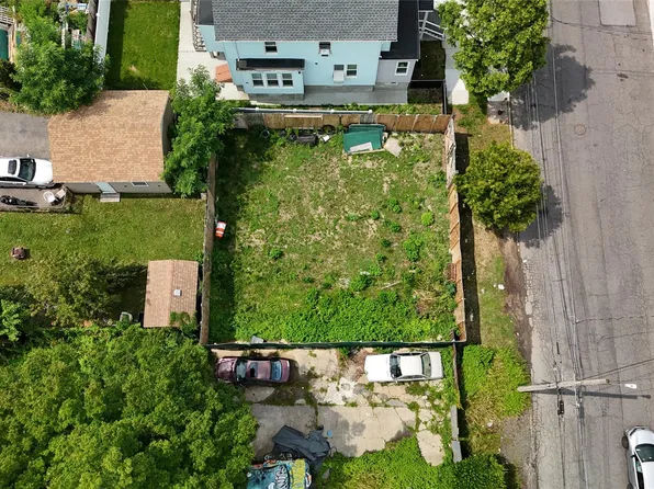 829 Dean Avenue, Bronx, NY 10465