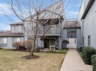 177 Drake Ln, Ledgewood, NJ 07852