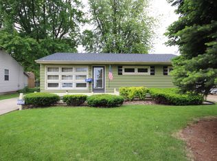 1337 W Waggoner St, Decatur, IL 62526