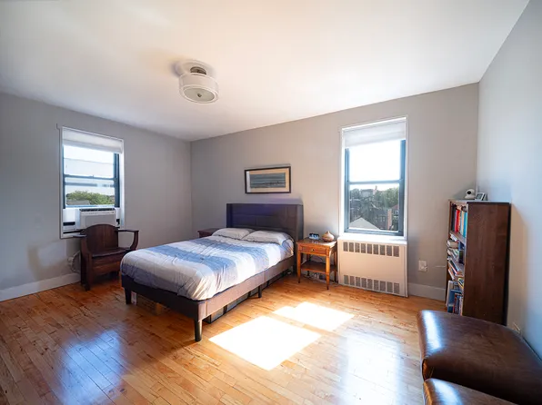 1119 Ocean Parkway image 11 of 15