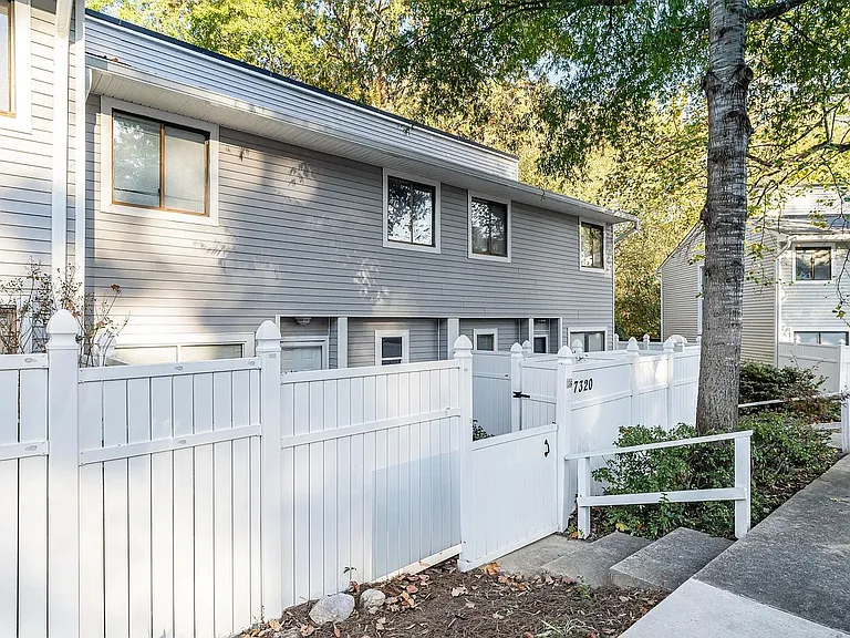 7320 Sandy Creek Dr — Photo 31