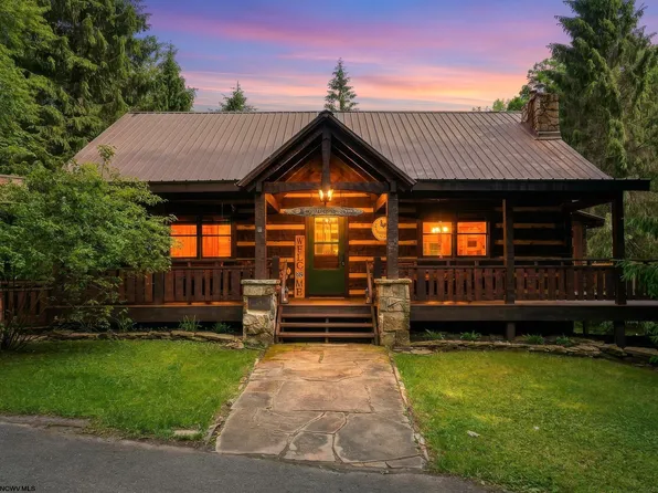 118 Bluebird Dr, Terra Alta, WV 26764