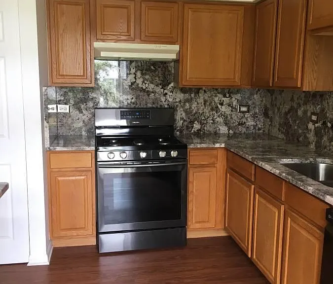 2906 Cedar Glade Dr — Photo 5