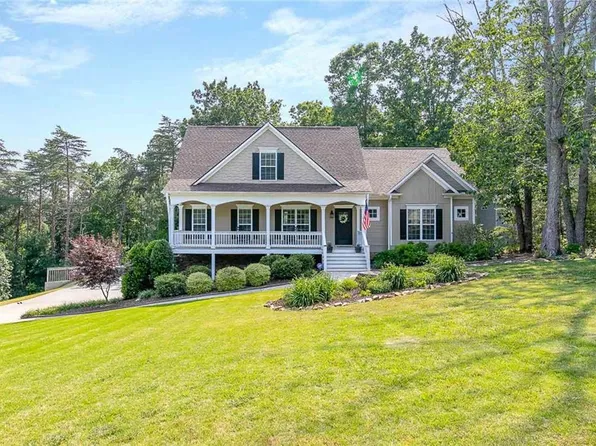 304 Winnipeg Ct, Canton, GA 30114