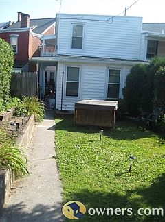 Small yard behind house