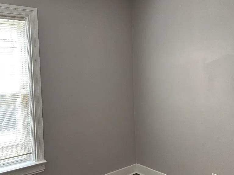 7225 S Champlain Ave — Photo 18