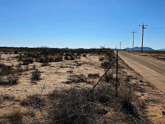 5th image of E Chambers Rd