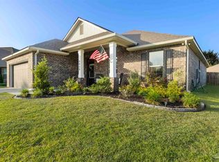 9938 Suwanee Ln, Pensacola, FL 32526