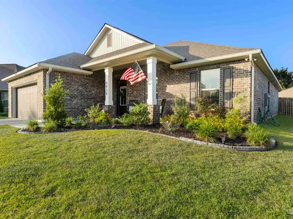 9938 Suwanee Ln, Pensacola, FL 32526