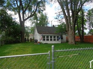 35221 College St, Westland, MI 48185