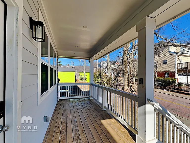 629 Windsor St SW — Photo 20