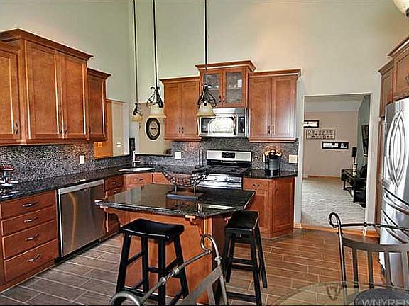 2nd image of 1262 Penora St