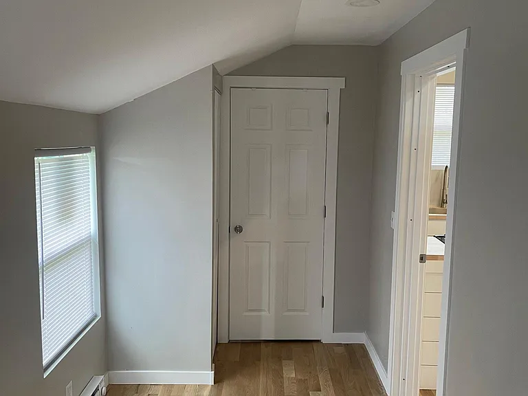 152 S Miami Ave — Photo 9