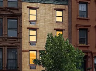239 W 122nd St #TOWNHOUSE, New York, NY 10027